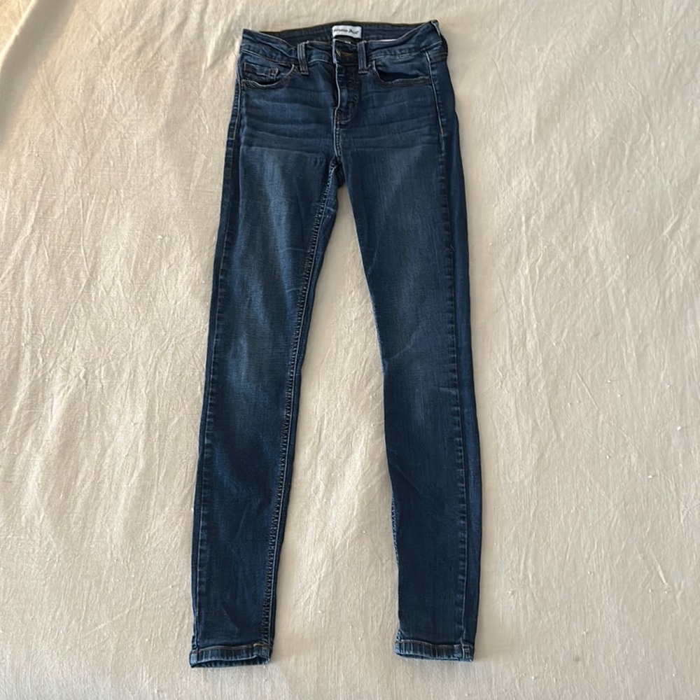 Studio Blue- Mid Rise Blue Dark Wash Skinny Jean